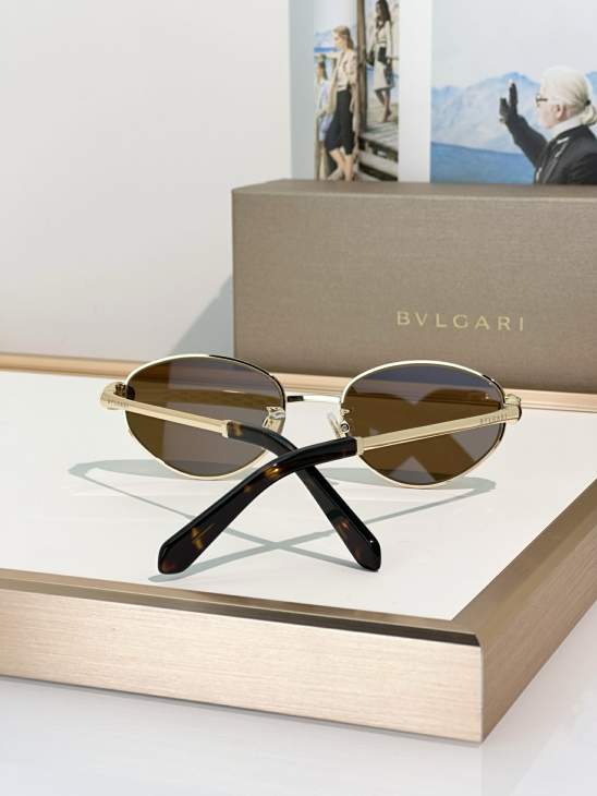 Picture of Bvlgari Sunglasses _SKUfw79279804fw